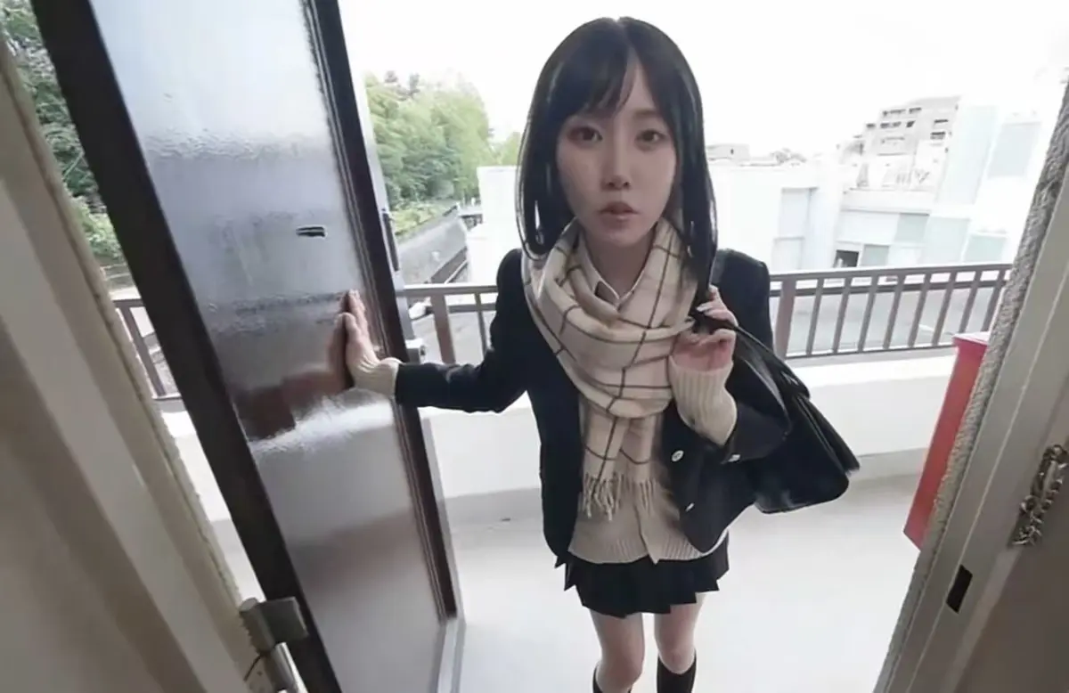 《泡在我家的辣妹-真人版》全集未删减HD高清在线看-日系恋爱喜剧《泡在我家的辣妹》真人改编版-岛崎遥香主演免费播放附网盘链接