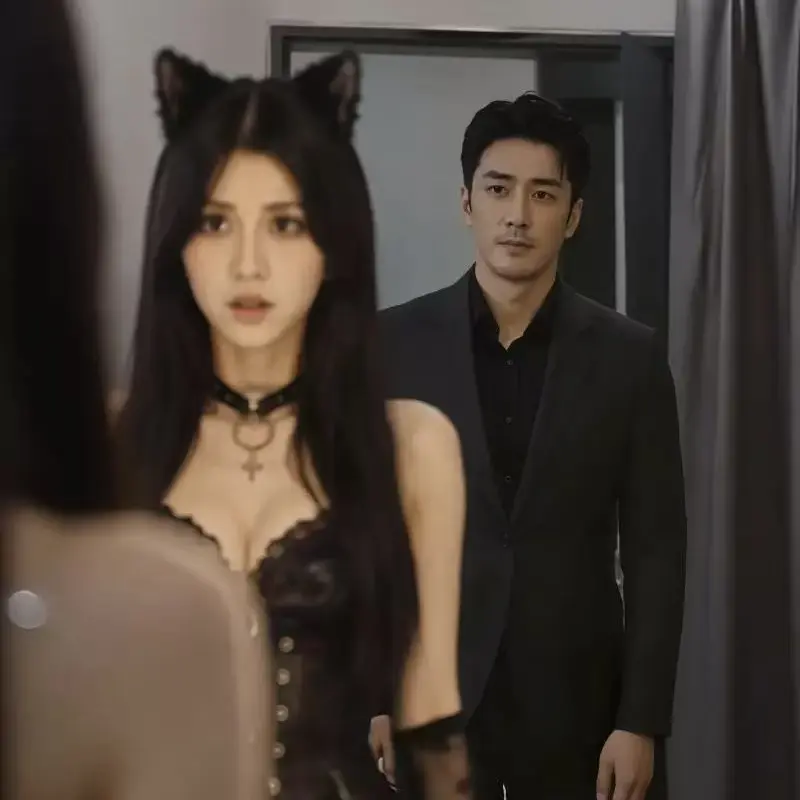 《不能碰的猫耳女下属的秘密》完整版合集-2026都市职场悬疑AI短剧-谜团探寻坚守底线反转追剧-不能碰的猫耳女下属的秘密全网刷屏