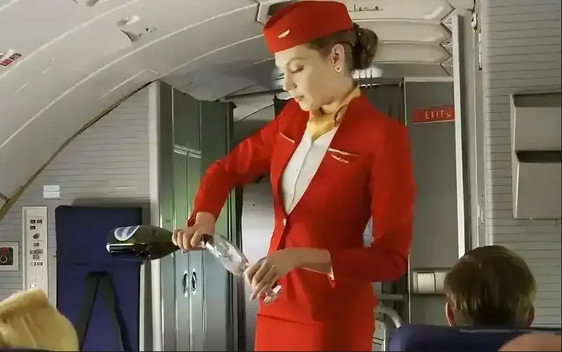《法国航空》无删减版HD高清在线播放-法国经典电影《法国航空》完整版免费观看-全网同步更新中文字幕